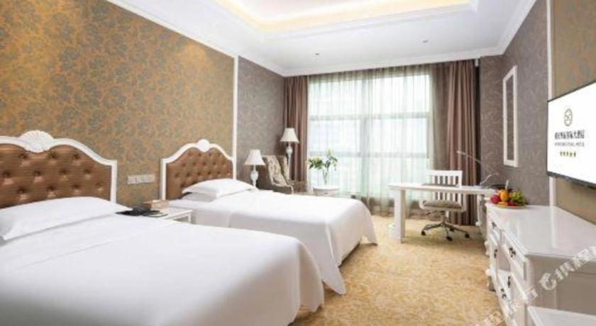 Huachen International Hotel Chongqing Exterior foto