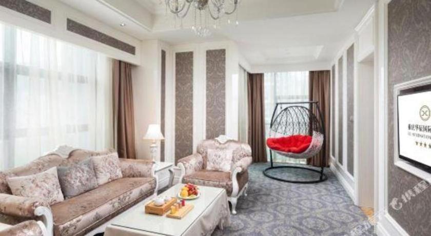 Huachen International Hotel Chongqing Exterior foto